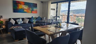Apartamento en venta en Lagos De Cordoba, Bogotá · foto 2 de 9