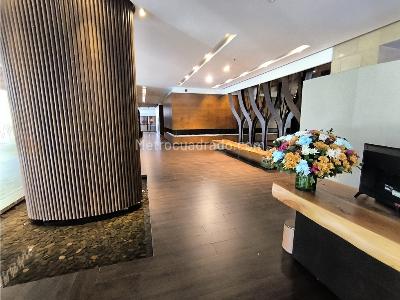 Apartamento de 3 alcobas en arriendo en Chico, Bogotá, 170 m² · foto 2 de 20