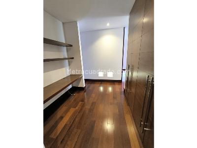 Apartamento de 3 alcobas en arriendo en Chico, Bogotá, 170 m² · foto 11 de 20