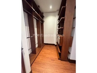 Apartamento de 3 alcobas en arriendo en Chico, Bogotá, 170 m² · foto 14 de 20