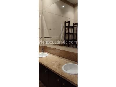 Apartamento de 3 alcobas en venta en Chico Reservado, Bogotá, 250 m² · foto 13 de 20