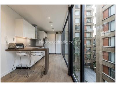 Apartaestudio en venta en Chico, Bogotá, 60 m² · foto 3 de 9
