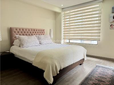 Apartamento de 3 alcobas en venta en San Patricio, Bogotá, 192 m² · foto 15 de 18