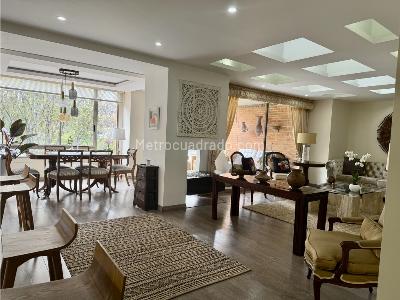 Apartamento de 3 alcobas en venta en San Patricio, Bogotá, 192 m² · foto 1 de 18