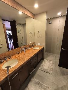 Apartamento de 3 alcobas en venta en Balcones De Lindaraja, Bogotá, 193 m² · foto 13 de 20