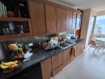 Apartamento de 3 alcobas en venta en Balcones De Lindaraja, Bogotá, 193 m² · foto 18 de 20