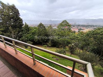Apartamento de 3 alcobas en venta en Balcones De Lindaraja, Bogotá, 193 m² · foto 4 de 20