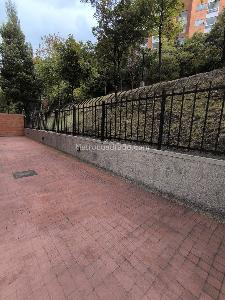 Apartamento de 3 alcobas en venta en Balcones De Lindaraja, Bogotá, 193 m² · foto 2 de 20