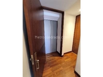 Apartamento en venta en Chico Navarra, Bogotá · foto 3 de 17