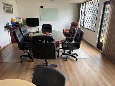 Casa de 3 alcobas en venta en San Nicolas, Bogotá, 290 m² · foto 11 de 15