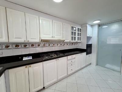 Apartamento en venta en Chico Reservado, Bogotá · foto 10 de 19