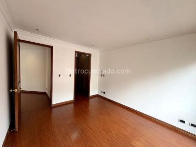 Apartamento en venta en Chico Reservado, Bogotá · foto 12 de 19