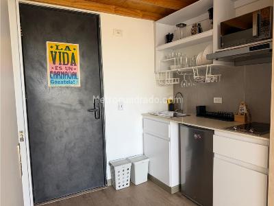 Apartaestudio en venta en Chapinero Central, Bogotá, 24 m² · foto 12 de 20