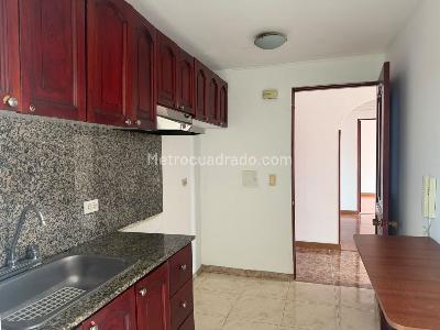 Apartamento en venta en El Lago, Bogotá · foto 2 de 20