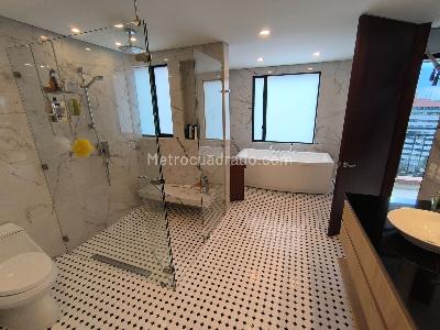 Apartamento de 3 alcobas en venta en Nogal Rosales, Bogotá, 330 m² · foto 20 de 20