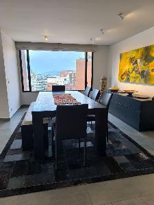 Apartamento de 3 alcobas en venta en Nogal Rosales, Bogotá, 330 m² · foto 2 de 20