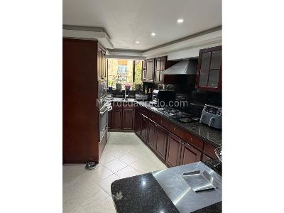 Apartamento de 3 alcobas en venta en Bosque Medina, Bogotá, 200 m² · foto 9 de 20