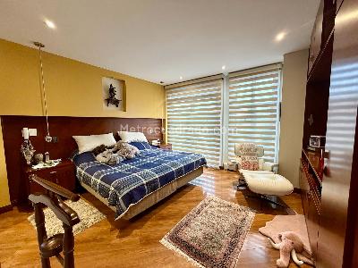 Apartamento de 3 alcobas en venta en Chico Norte, Bogotá, 154 m² · foto 8 de 20