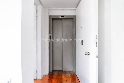 Apartamento de 3 alcobas en venta en Cabrera Chico, Bogotá, 249 m² · foto 16 de 16
