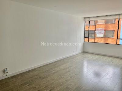 Apartamento de 3 alcobas en venta en Cedro Golf, Bogotá, 80 m² · foto 4 de 16