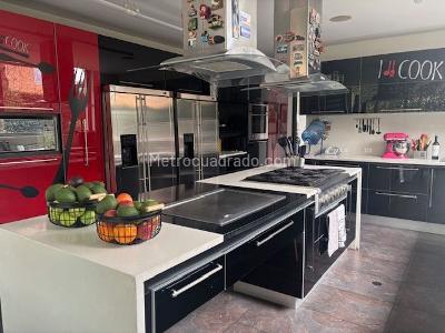 Casa de 4 alcobas en arriendo en Hacienda San Simon, Bogotá, 450 m² · foto 10 de 20