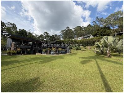 Casa de 4 alcobas en venta en Loma Del Escobero, Envigado · foto 5 de 20