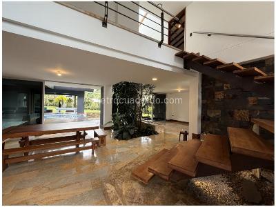 Casa de 4 alcobas en venta en Loma Del Escobero, Envigado · foto 7 de 20