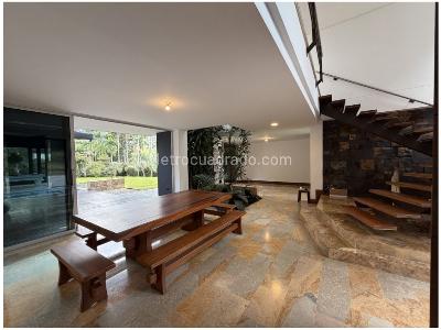 Casa de 4 alcobas en venta en Loma Del Escobero, Envigado · foto 12 de 20