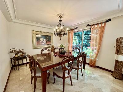 Casa de 4 alcobas en venta en San Lucas, Medellín, 316 m² · foto 5 de 19