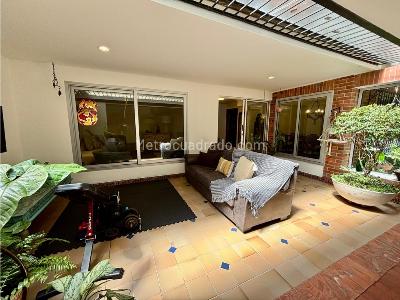 Casa de 4 alcobas en venta en San Lucas, Medellín, 316 m² · foto 10 de 19