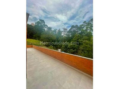 Apartamento en venta en El Poblado, Medellín · foto 4 de 13