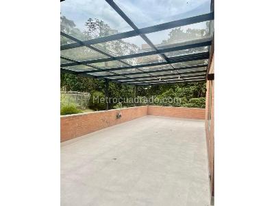 Apartamento en venta en El Poblado, Medellín · foto 5 de 13