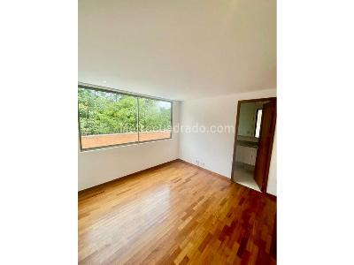 Apartamento en venta en El Poblado, Medellín · foto 8 de 13