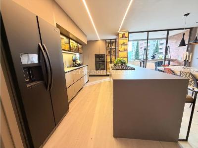 Apartamento en venta en El Poblado, Medellín · foto 8 de 20