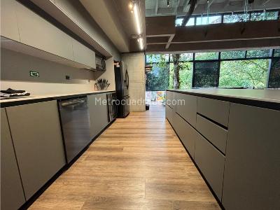 Apartamento de 1 alcoba en venta en El Poblado, Medellín, 180 m² · foto 10 de 19