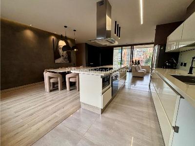 Apartamento de 3 alcobas en venta en San Lucas, Medellín, 198 m² · foto 17 de 20