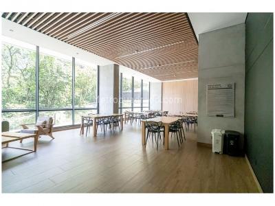 Apartamento de 2 alcobas en venta en El Poblado, Medellín, 108 m² · foto 16 de 19