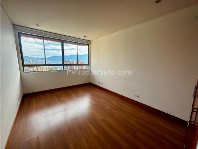 Apartamento de 3 alcobas en venta en El Poblado, Medellín, 208 m² · foto 10 de 20
