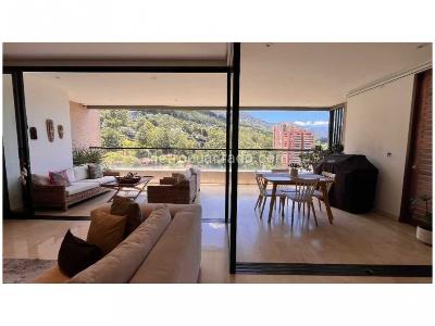 Apartamento de 3 alcobas en venta en El Poblado, Medellín, 248 m² · foto 4 de 20