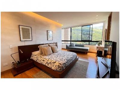 Apartamento de 3 alcobas en venta en El Poblado, Medellín, 248 m² · foto 12 de 20