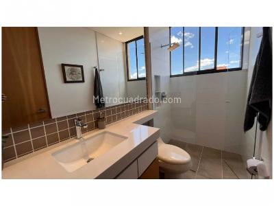Apartamento de 3 alcobas en venta en El Poblado, Medellín, 248 m² · foto 20 de 20