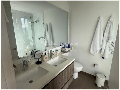 Apartamento en venta en El Poblado, Medellín · foto 9 de 11
