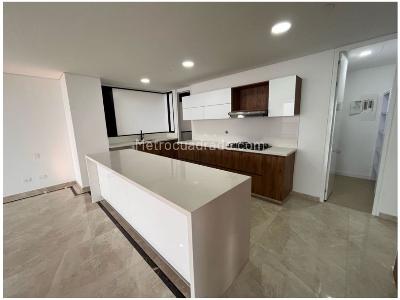 Apartamento de 3 alcobas en venta en Santa Maria De Los Angeles, Medellín, 205 m² · foto 8 de 20