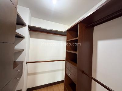 Apartamento en venta en El Poblado, Medellín · foto 11 de 11