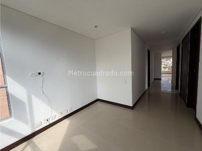 Apartamento en venta en El Poblado, Medellín · foto 5 de 11