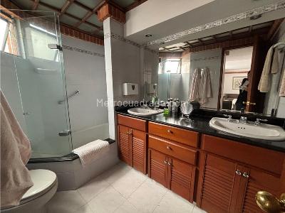 Apartamento en venta en El Poblado, Medellín · foto 15 de 20