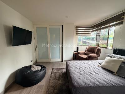 Apartamento de 3 alcobas en venta en El Poblado, Medellín, 154 m² · foto 11 de 19