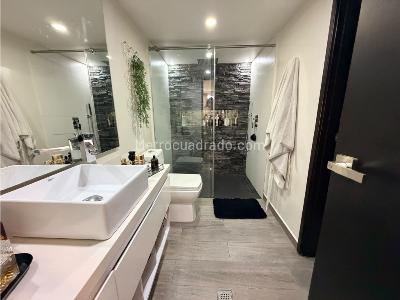 Apartamento de 3 alcobas en venta en El Poblado, Medellín, 154 m² · foto 16 de 19