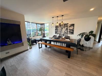 Apartamento de 3 alcobas en venta en El Poblado, Medellín, 154 m² · foto 3 de 19
