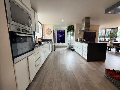 Apartamento de 3 alcobas en venta en El Poblado, Medellín, 154 m² · foto 9 de 19